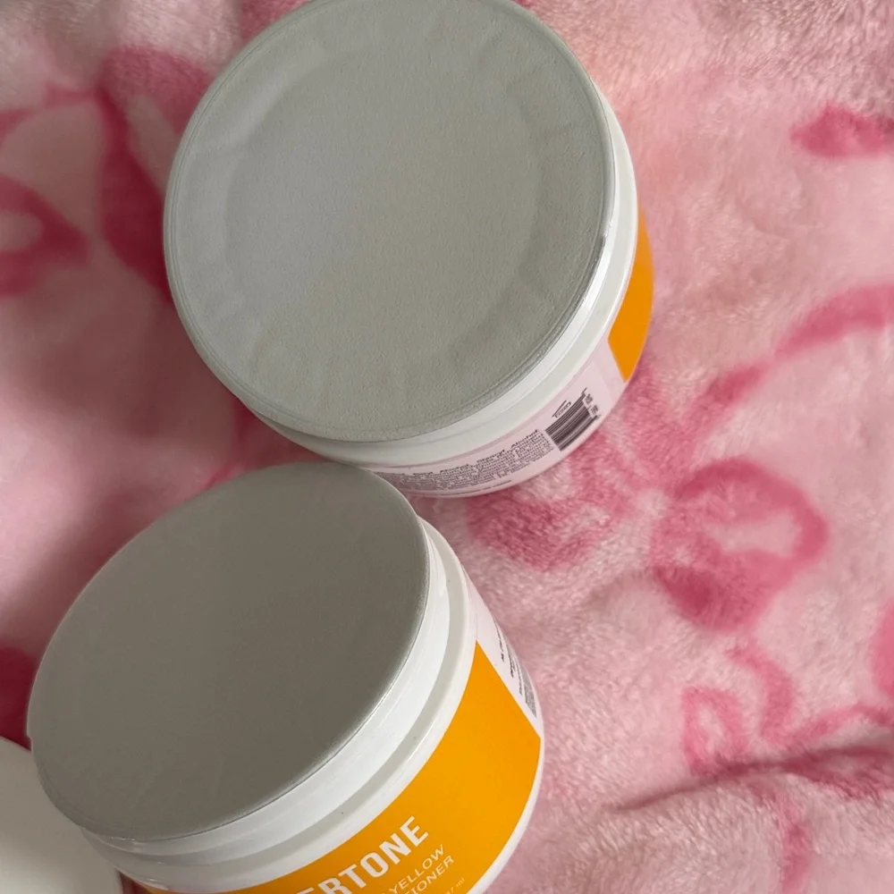 Overtone Extreme Yellow Coloring Conditioner - Picture 3 of 8